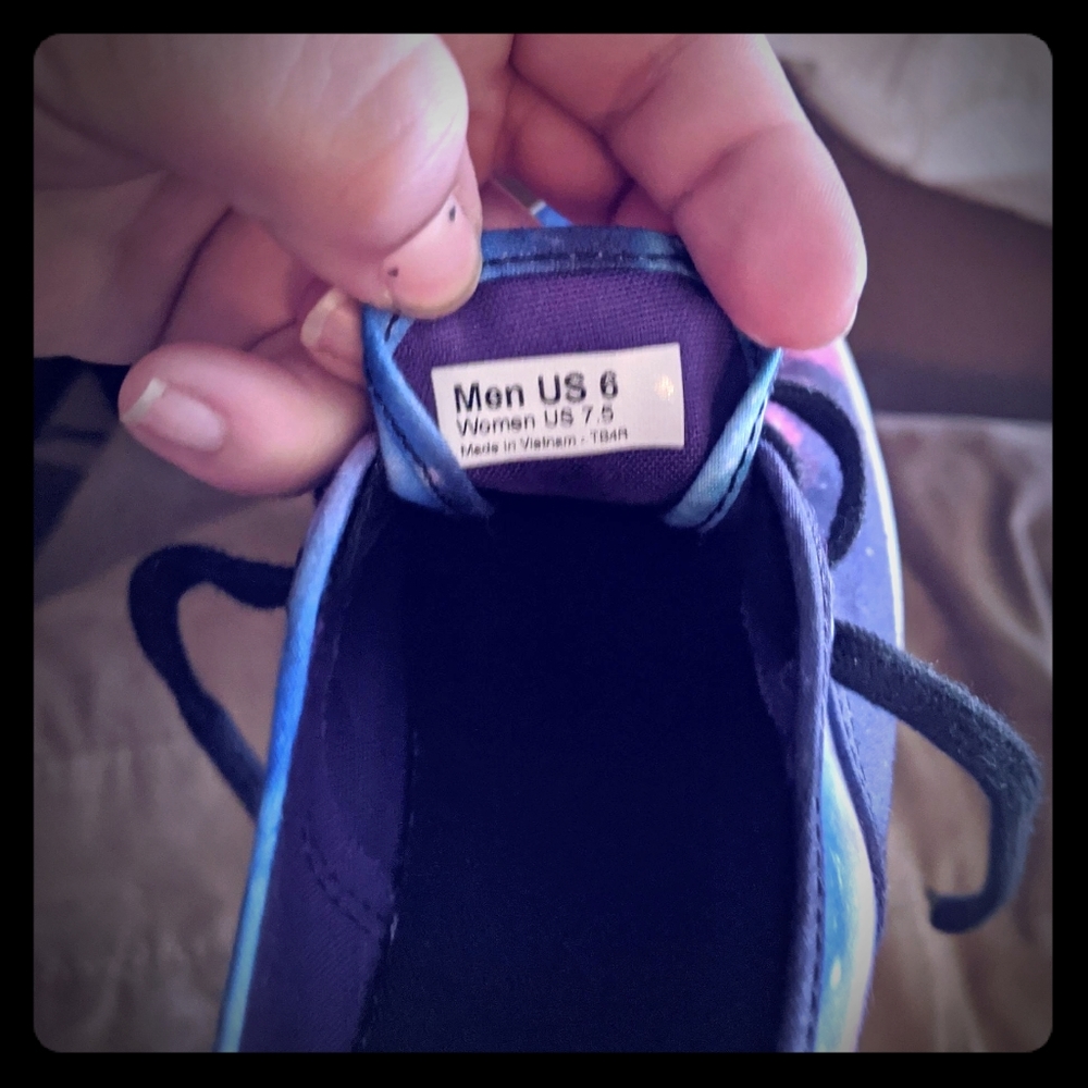 Galaxy Vans NEVER WORN